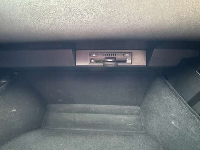 TOYOTA LEXUS NX300H 2017 Image 31