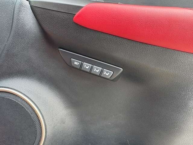 TOYOTA LEXUS NX300H 2017 Image 31