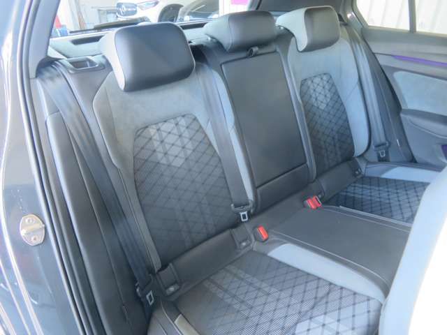 VOLKSWAGEN GOLF 2021 Image 31