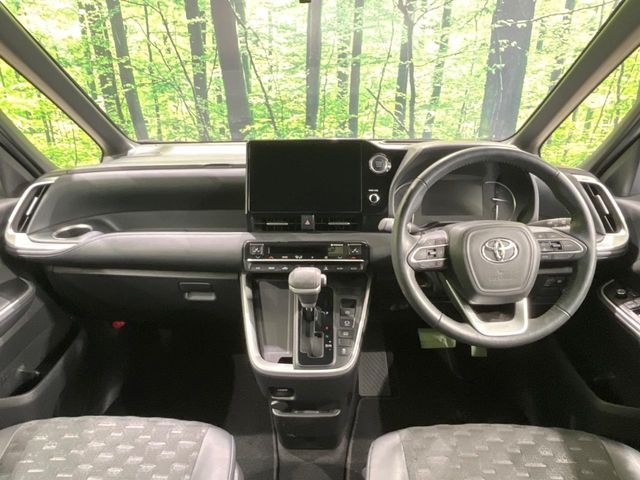 TOYOTA VOXY 2023 Image 31