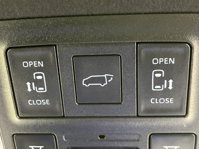 TOYOTA VOXY 2023 Image 31