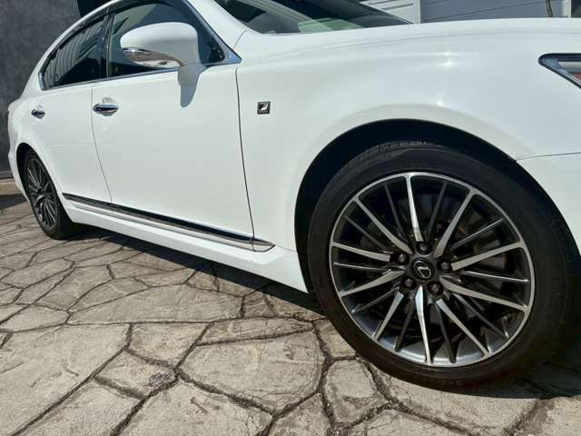 TOYOTA LEXUS LS460 2013 Image 31