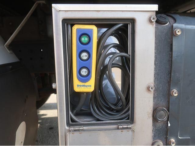 MITSUBISHI CANTER 2017 Image 31