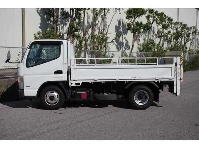 MITSUBISHI CANTER 2018 Image 31