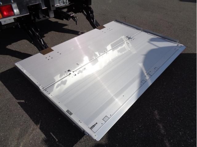 MITSUBISHI FUSOU FIGHTER 2025 Image 31