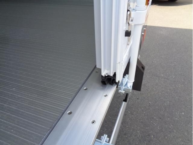 MITSUBISHI FUSOU FIGHTER 2025 Image 31