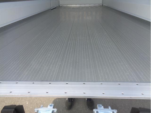 MITSUBISHI FUSOU FIGHTER 2025 Image 31