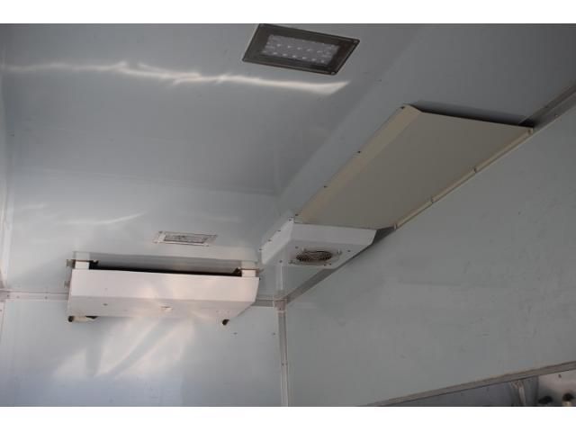 MITSUBISHI CANTER 2017 Image 31