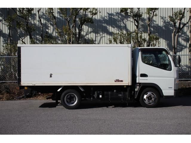 MITSUBISHI CANTER 2017 Image 31