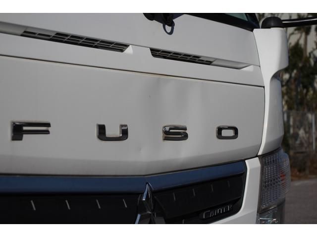 MITSUBISHI CANTER 2017 Image 31