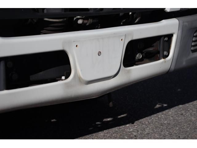 MITSUBISHI CANTER 2017 Image 31