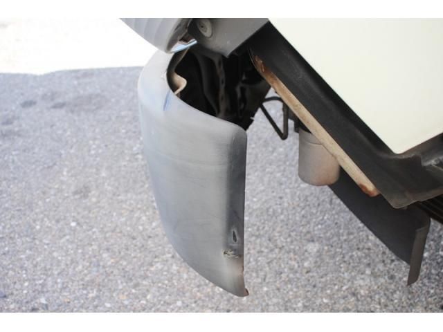 MITSUBISHI CANTER 2017 Image 31