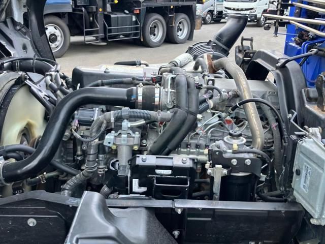 ISUZU FORWARD 2018 Image 31