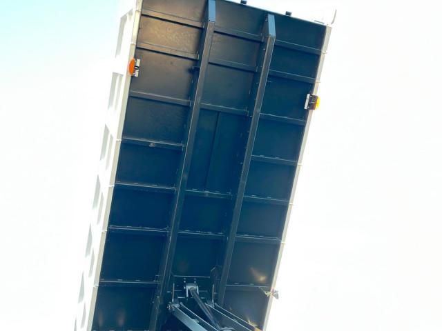 HINO PROFIA 2025 Image 31