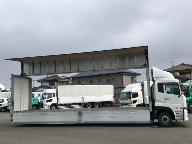 NISSAN DIESEL QUON 2017 Image 31