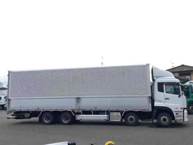 NISSAN DIESEL QUON 2017 Image 31