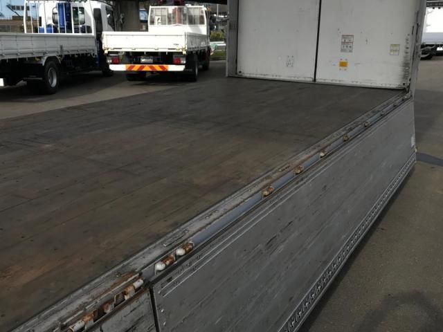 NISSAN DIESEL QUON 2017 Image 31