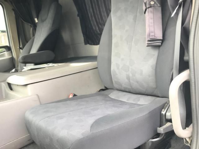 NISSAN DIESEL QUON 2017 Image 31