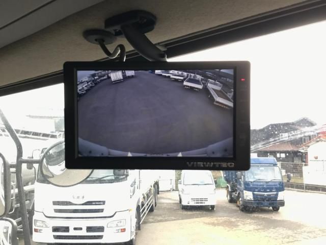 NISSAN DIESEL QUON 2017 Image 31