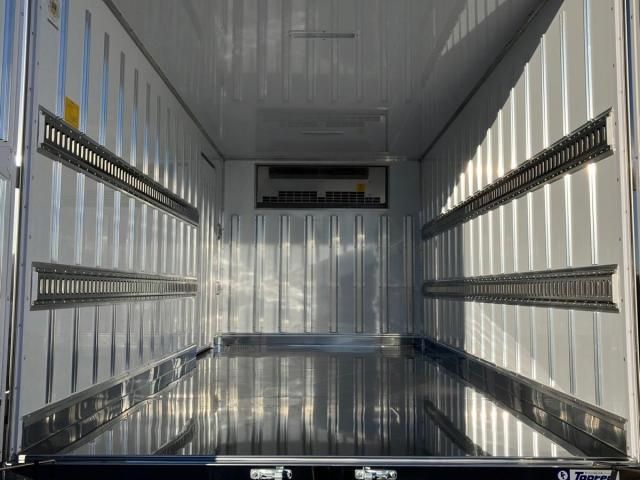 MITSUBISHI CANTER 2025 Image 31