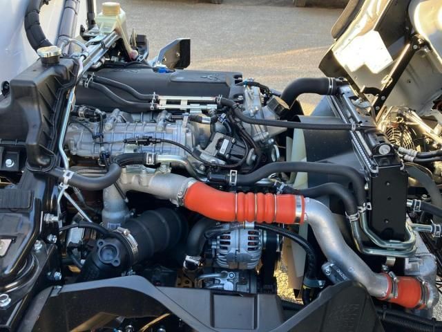 MITSUBISHI CANTER 2025 Image 31