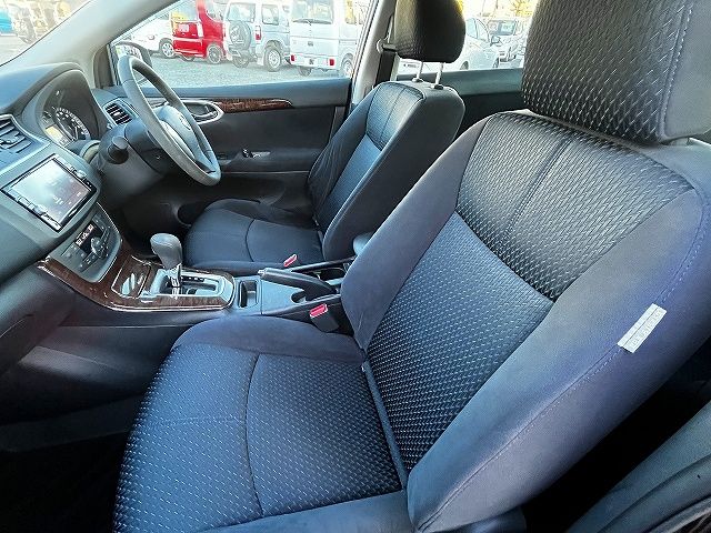 NISSAN SYLPHY 2016 Image 31