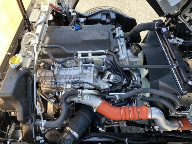 MITSUBISHI CANTER 2025 Image 31