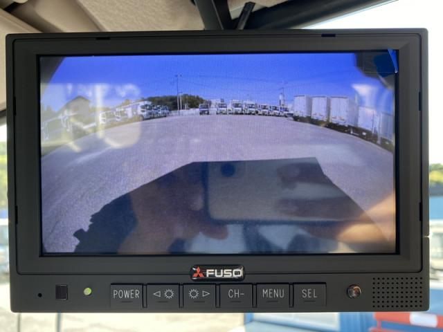 MITSUBISHI CANTER 2025 Image 31