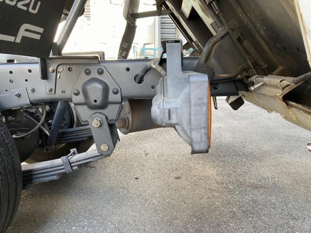 ISUZU ELF 2005 Image 31