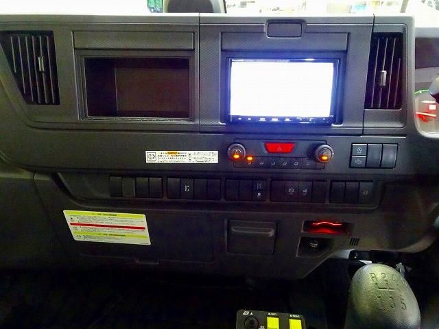 ISUZU FORWARD 2024 Image 31