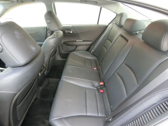 HONDA ACCORD HYBRID 2014 Image 31