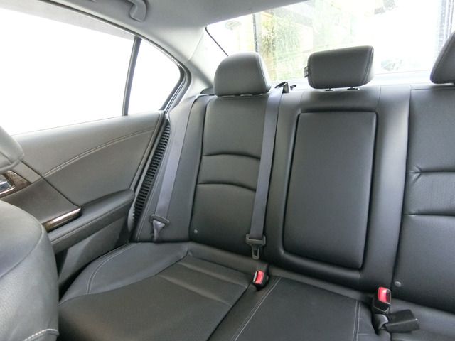 HONDA ACCORD HYBRID 2014 Image 31