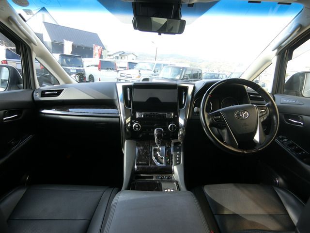 TOYOTA VELLFIRE  HYBRID 4WD 2018 Image 31