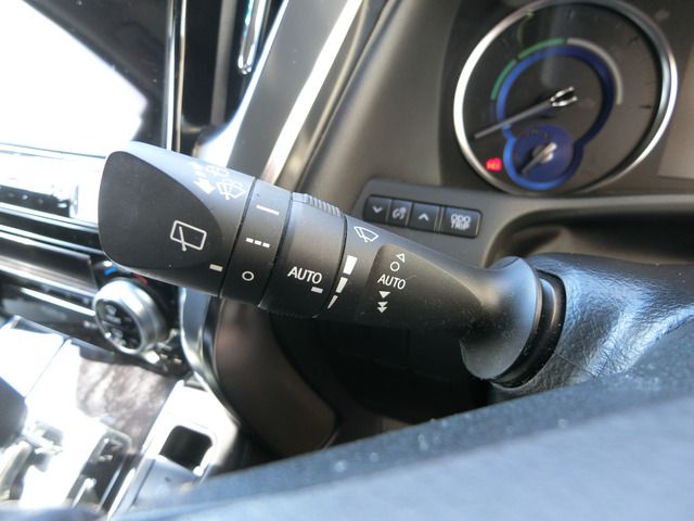 TOYOTA VELLFIRE  HYBRID 4WD 2018 Image 31