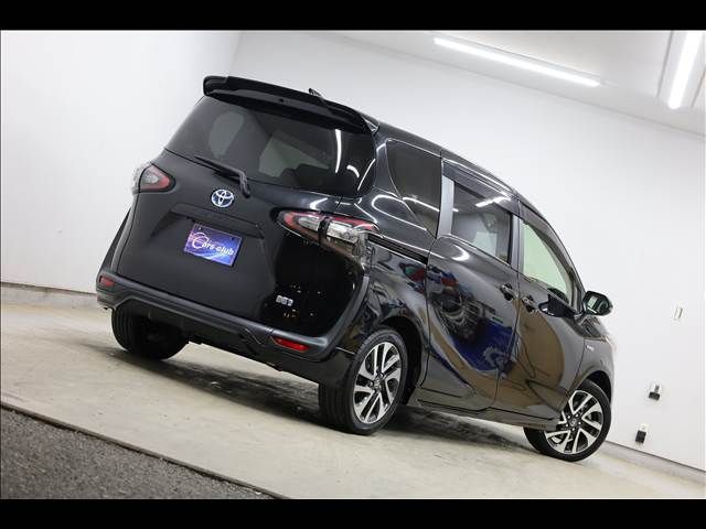 TOYOTA SIENTA HYBRID 2016 Image 31