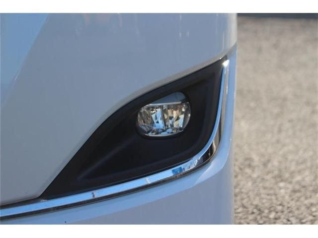 TOYOTA ESQUIRE HYBRID 2018 Image 31