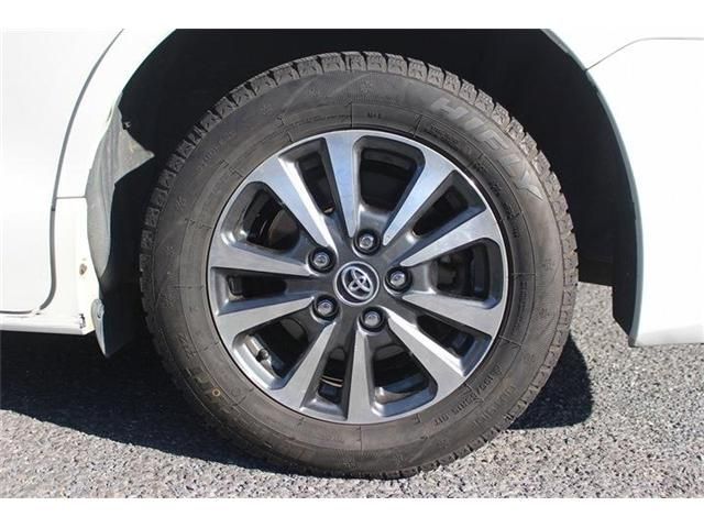 TOYOTA ESQUIRE HYBRID 2018 Image 31