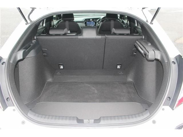 HONDA CIVIC HATCHBACK 2020 Image 31