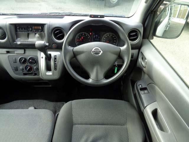 NISSAN NV350 CARAVAN 2016 Image 31