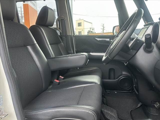 HONDA N BOX CUSTOM 2015 Image 31