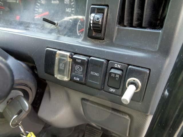 ISUZU  2017 Image 31