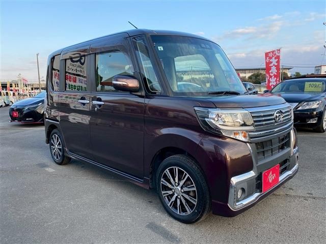 DAIHATSU TANTO CUSTOM 2017 Image 31
