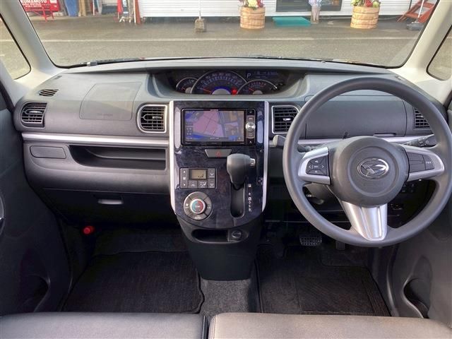 DAIHATSU TANTO CUSTOM 2017 Image 31