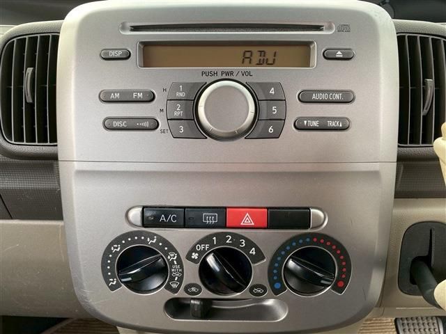 DAIHATSU TANTO 2010 Image 31