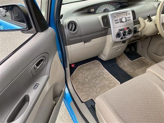 DAIHATSU TANTO 2010 Image 31