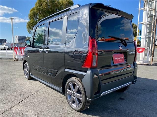 DAIHATSU TANTO FAN CROSS 2023 Image 31