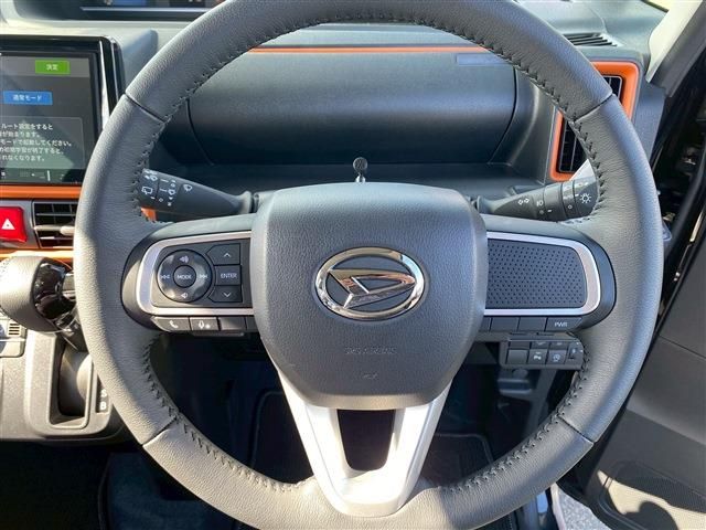 DAIHATSU TANTO FAN CROSS 2023 Image 31