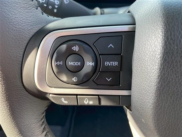 DAIHATSU TANTO FAN CROSS 2023 Image 31