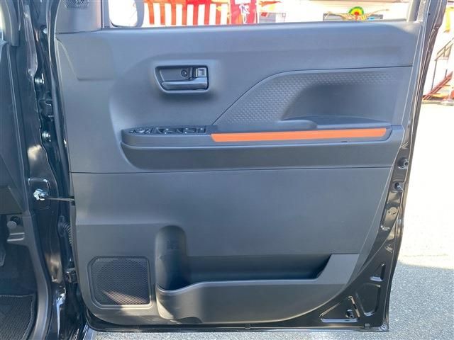 DAIHATSU TANTO FAN CROSS 2023 Image 31