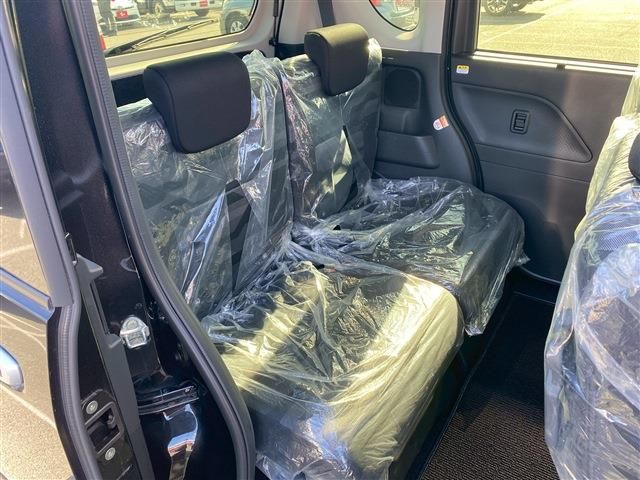 DAIHATSU TANTO FAN CROSS 2023 Image 31